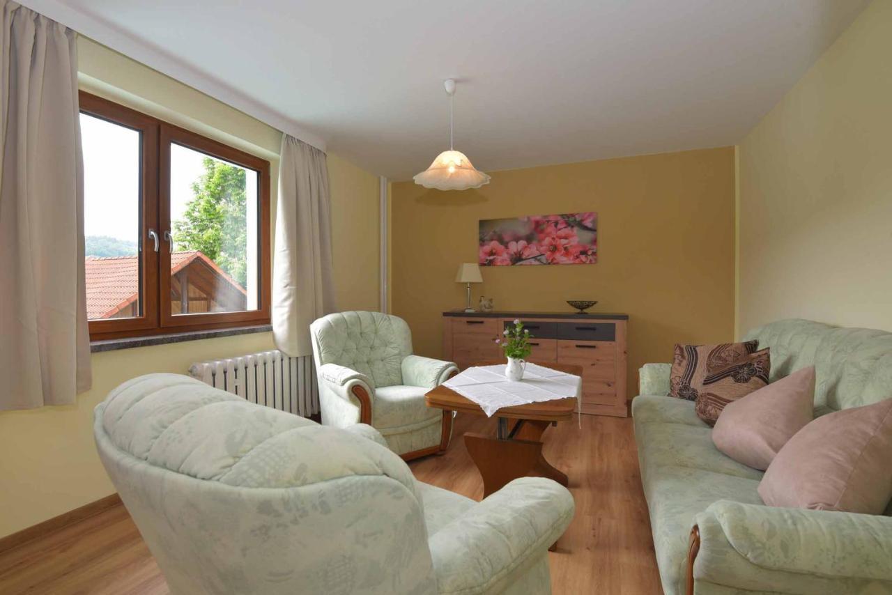 Landhotel Zur Pferdetraenke Schleid Extérieur photo