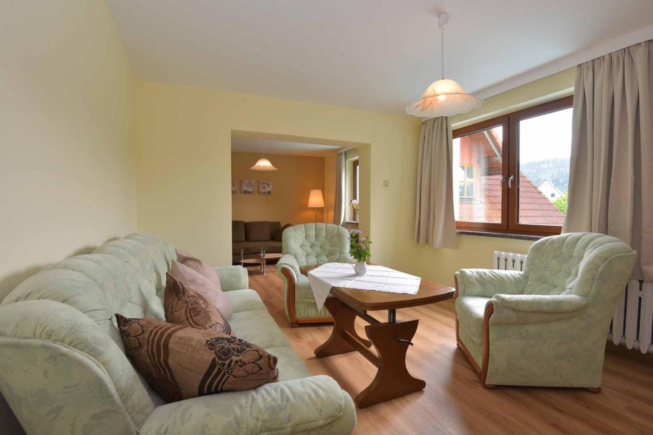 Landhotel Zur Pferdetraenke Schleid Extérieur photo