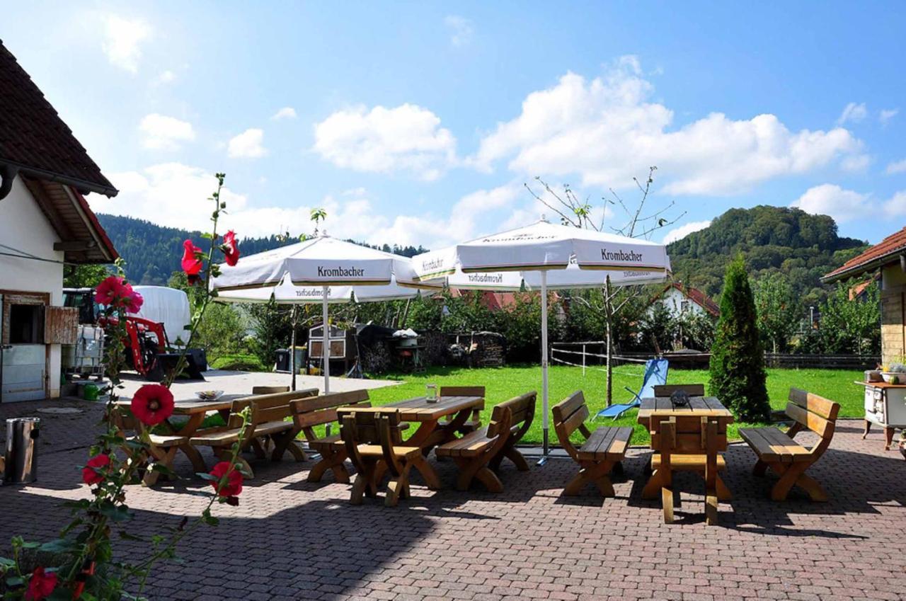 Landhotel Zur Pferdetraenke Schleid Extérieur photo